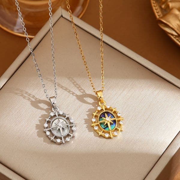 Necklace French-Style Light Luxury Polaris Necklace, Round Pendant With Zircon Inlay, Sweater Chain, Eight-Pointed Star Choker, 18K Real Gold Plated Necklace