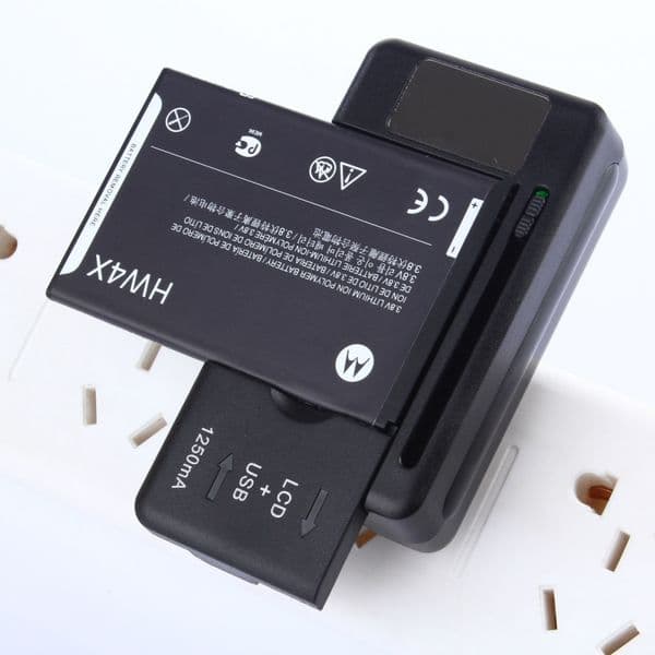 Universal Mobile Battery Charger EU US Plug LCD Indicator Screen USB-Port for Cell Phone Chargers Battery Charging