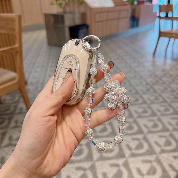 New Arrival Cute Clay Bear Crystal Bead Bracelet Creative Rhinestone Keychain Bag Charm Fashion Jewelry Gift For Women Girls Daily Decor