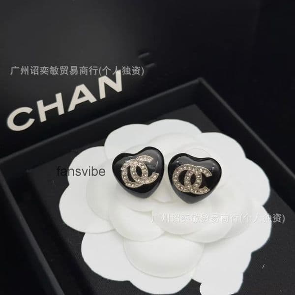Designer jewelry channels earrings Resin Black Heart Diamond Stud Earrings cc earrings
