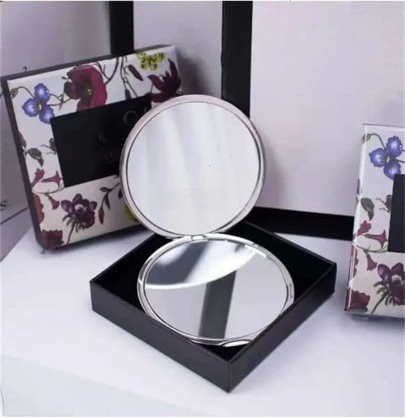 Designer Compact Folding Oval Women's Gold Smooth Double sided Mirror Portable Classic Makeup Tool