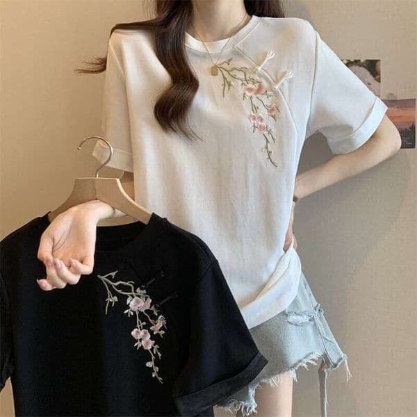 Women Summer Chinese Style Graceful Embroidery Floral Black T Shirts 2025 New Lady Casual Loose Short Sleeve Retro Tops Female