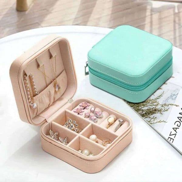 Portable Small Trinket Earring Necklace Bracelet Ring Organizer Display Case Travel Ornaments Leather Mini Jewelry Storage Box 26H0306