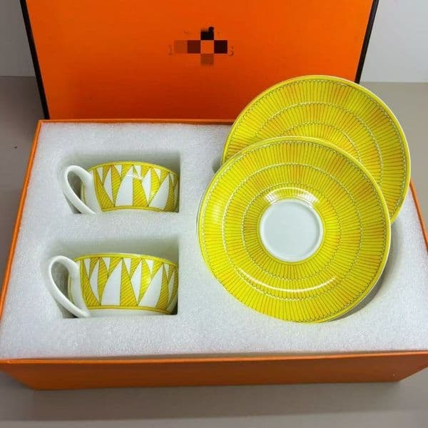 Premium Quality Bone China Ceramic Tea/Coffee Mug Collection Packaged in Stylish Gift Box