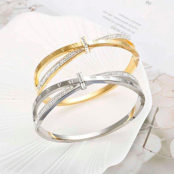 Stainless Steel Cross Crystal Bracelet Roman Numeral Bangle for Women Waterproof Fashion Jewelry Gift Wholesale Z260306