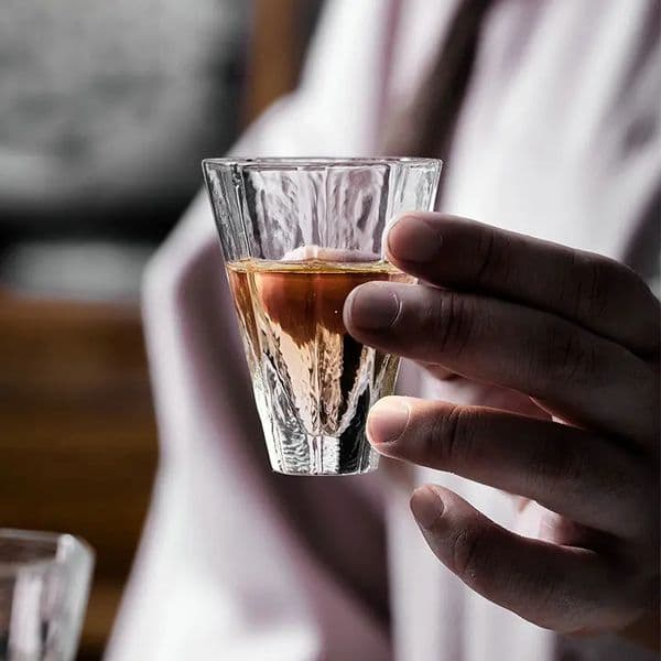 Japanese Style Glass Tea Cup 50MLHandmade Sake CupBar Whiskey Tasting GlassTransparent Liquor Drinking GlassElegant Cup 260227BJ
