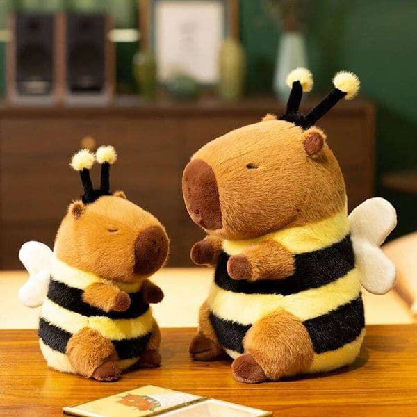 Kawaii Simulation Bee Plush Doll Soft Stuffed Animal Toy for Kids Capybara Lovers Room Decor W260306
