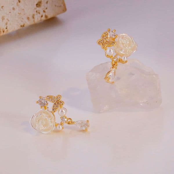 Rose Flower With Exquisite Micro-inlaid Zirconia Butterfly Studs Sweet And Trendy Spring-summer Earrings