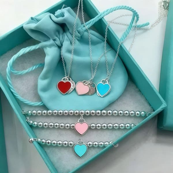 Luxury Designer Jewelry Heart and Necklace High-Quality Classic Beaded Fashionable Versatile Heart Pendant Romantic Premium Gift for Women Q260515