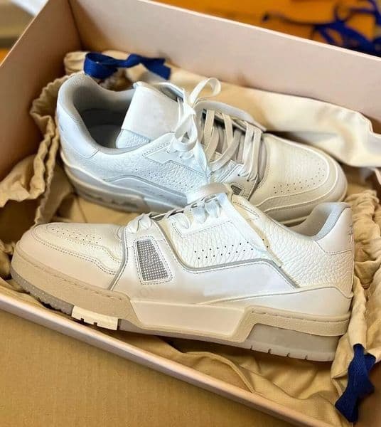 2026 Designer Trainer Sneakers foam Classical luxury brand Casual Shoes Black White Men Women Platform Fashion Low Shoe Red Green Leather Rubber Walking Outdoor z5