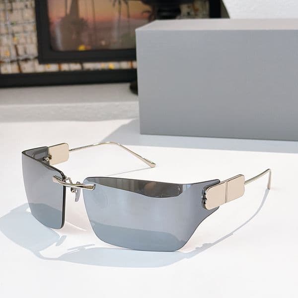 Oversized with Frameless Curved Surface BB0485S Home Sports Protective Glasses Designer Mens Electroplated Metal Legs Luxury Sunglasses Women 50% Wholesale