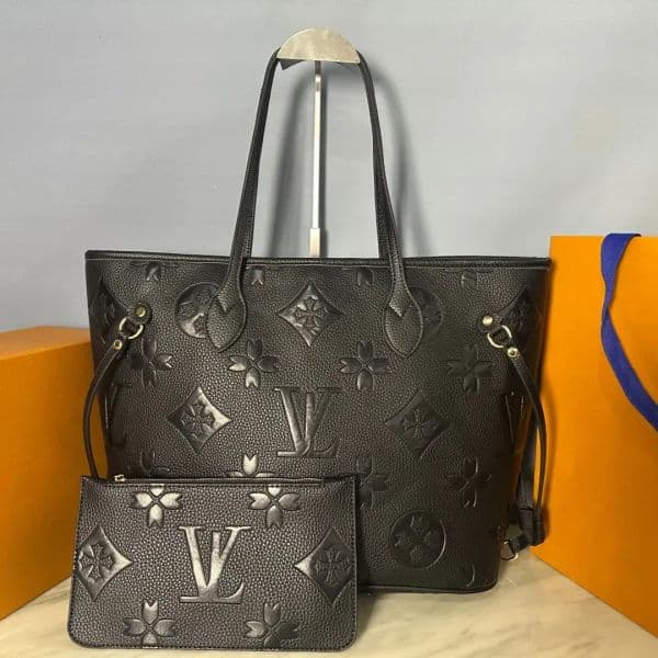 2026 Totes Designer Bags Embossed Black Flower Large Capacity Tote Bag Fashion Sac Femme Leather Women Messenger Luxurys Handbags Lady Purse Female backpack