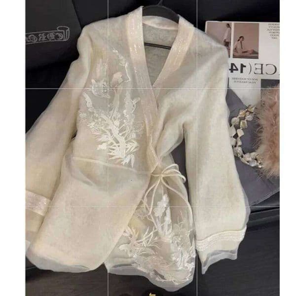 Chinese Style Embroidery Shirt V-Neck Pattern Women's Mesh Fairy Gentle Gentleman's Feelings Coat Tops