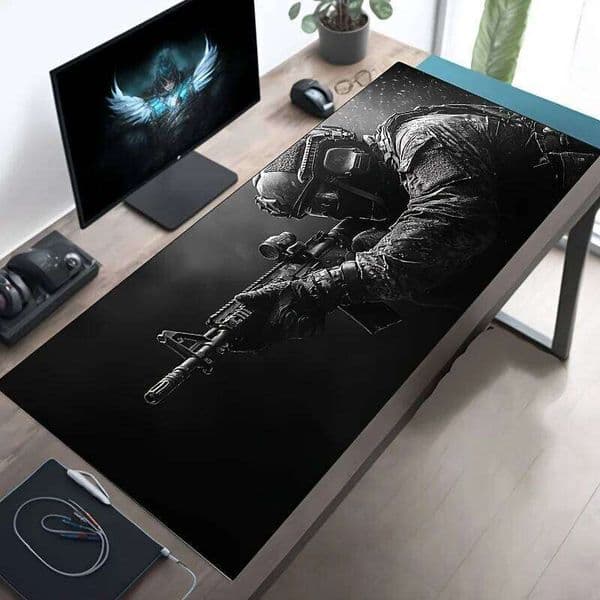 Large Mouse Pad Tactical Soldier Design Non-Slip XXL desk pad gaming accessories Stitched Edges Home and game for fps gamer 26L0311