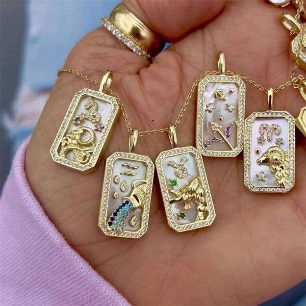 Twelve Constellation Pendant Necklace with Zircon, Gold Plated Clavicle Chain, Retro Jewelry Gift for Women H260311