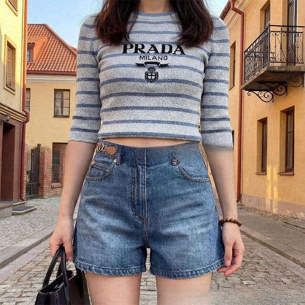 26 Early Spring New Style Cotton High-Waisted Women's Light Blue Versatile Slimming Denim Shorts High Luxury