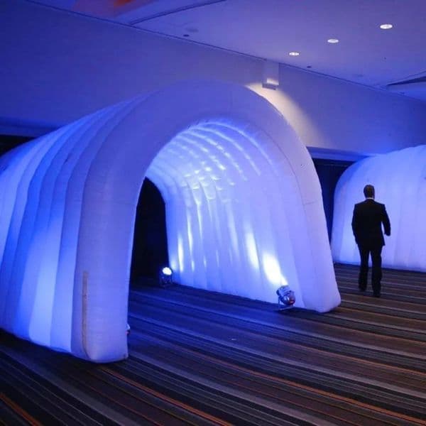 Free delivery Multiple usage 8mLx4mWx3.5mH (26x13.2x11.5ft) inflatable tunnel tent with LED lights,event entrance tunnels with blower