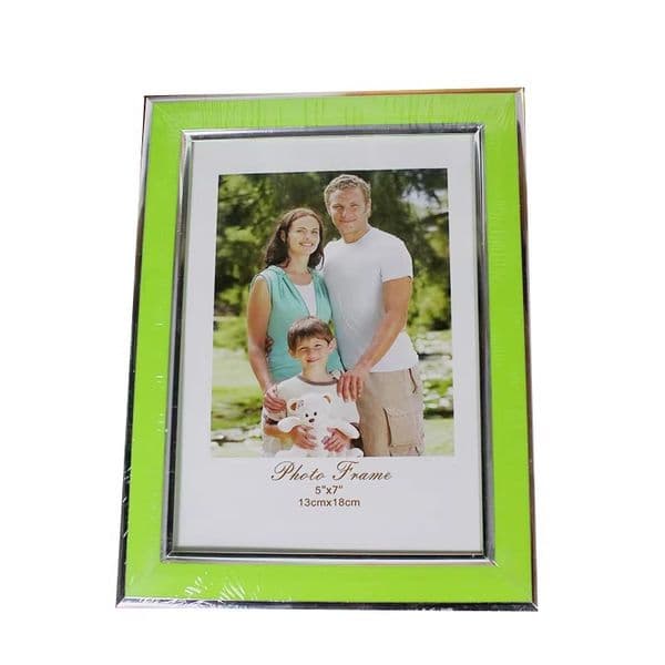 4x6 Inch Plastic Picture Frame with Acrylic Retro Photo Ornament Tabletop Desktops Home Decor