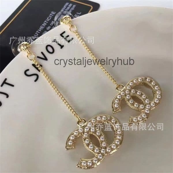 Designer jewelry cc earrings Double-sided pearl earrings for women sweet and fashionable channels earrings