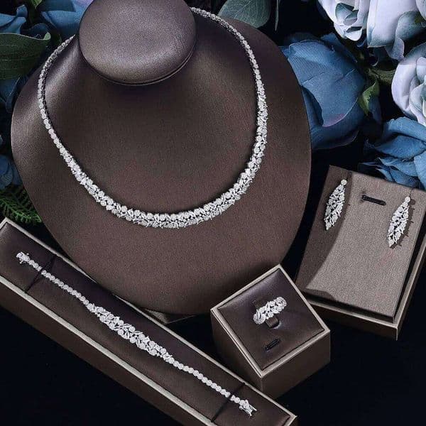 2024 Best Selling 4-piece Bridal New Fashion Saudi Dubai Jewelry Set Women's Wedding Party Accessories Desig Z260313
