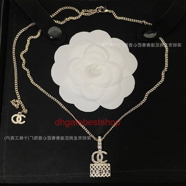 Designer jewelry cc necklace Xianglingge bag necklace for women fashionable chain-style trendy accessory channels necklace