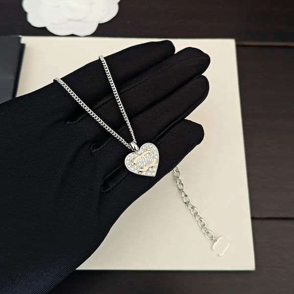 Necklace designer necklaces luxury necklace designer jewelry women metal diamonds letter charm Stainless Steel necklace High quality jewelry Valentine's gifts