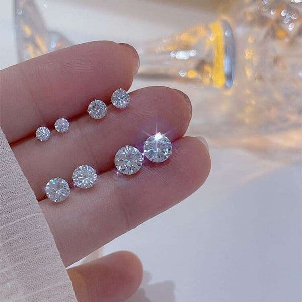 925 Silver Needle Simple White Rhinestone Bone Earrings Accessories Bare Diamond Unisex High-end New Ear Piercing Studs