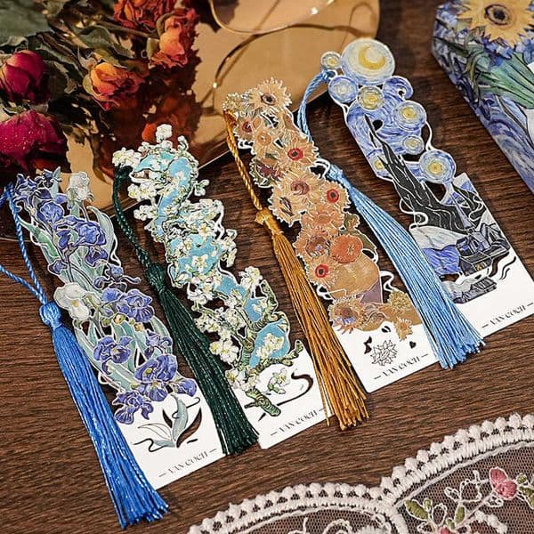 Oil painting hollow-out high-value bookmark metal high-end exquisite bookmark a cultural and creative gift for students to give to teachers L260314