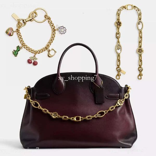 Designer Keychain bag charms Vintage Style Key Ring for Women - Retro Pattern Bag Charm with Detachable Lanyard, Fashion Keyring Accessories Gift Idea
