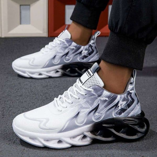 2025 Unisex Running Men Women Lightweight Mesh Breathable Comfortable Flat Soft Tennis Shoes Summer Lace-up Sneakers Man 26Y0317