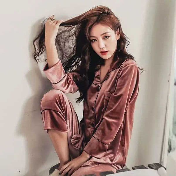 Pyjama Femme Chaud Womens Pajamas Sets Plus Size M-5XL 2 PCS Female Golden Velvet Luxury Home Wear Suit Winter LoungewearT260317