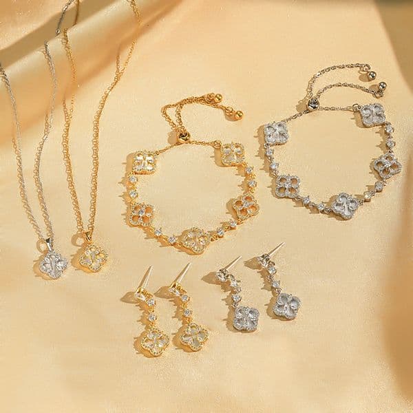 Earrings Real Gold Plated Four-Leaf Clover Necklace Women's Earrings Bracelet Jewelry Set Inlaid With Natural Shell Full Diamond Light Luxury Accessories