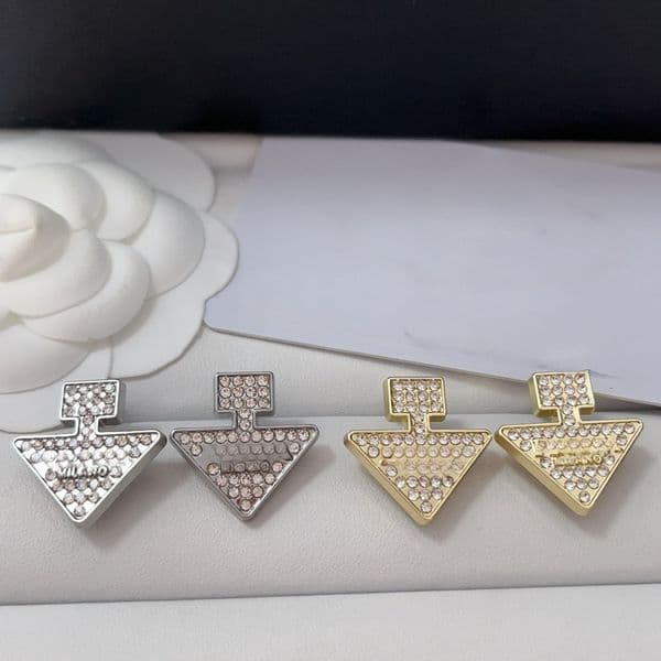 Fashion Earring Stud Designer 18k Gold Plated Eardrop Letter Dangle Earrings for Women High Quality Jewelry