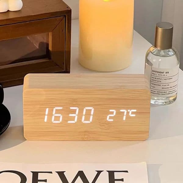 Digital Alarm Clock Wooden LED Table with Temperature for Bedroom Office Travel Desk Decorations 260312