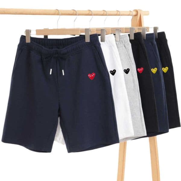 New Trendy Brand PLAY Heart Embroidered Cotton Casual Shorts for Men and Women Fashion Loose Beach Shorts Red Heart Five-Point Shorts Q260316