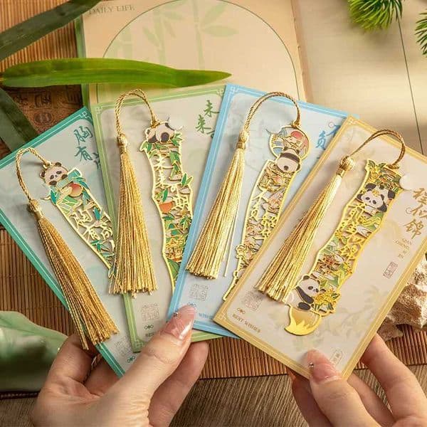 Chinese Style Panda Metal Bookmark Ins Style High-value Hollow Exquisite Cultural and Creative Students Give Gifts To Friends S26317