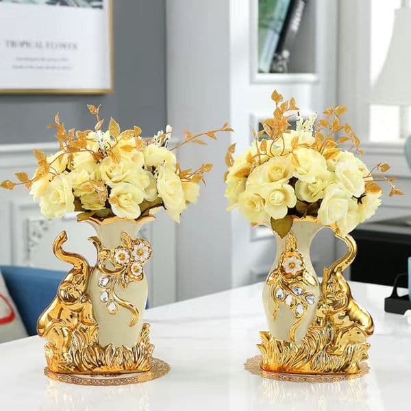 European Style Ceramic Tabletop Vase Creative Indoor Decor for the Living Room and Floral Arrangements Suitable for Dried Flowers