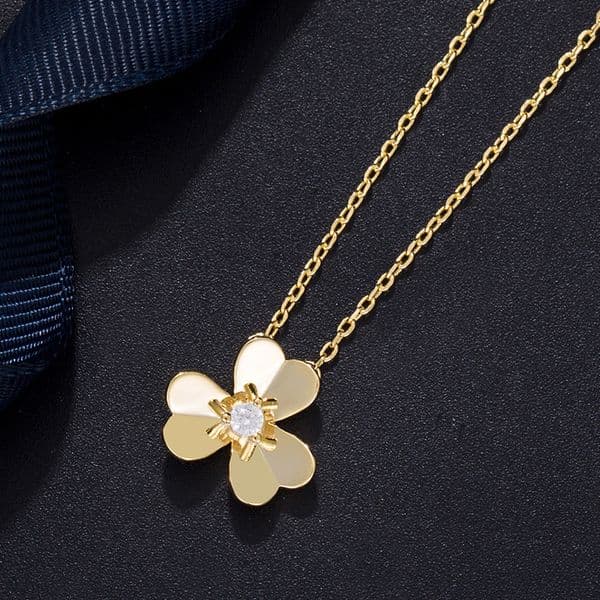 Designer Jewelry Vanny cleef three-flower necklace V-gold petal clover necklace smooth three-petal collarbone chain and versatile