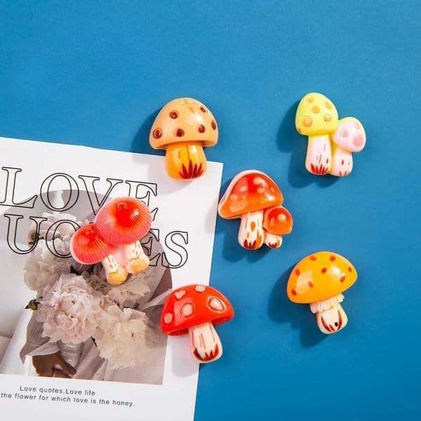 6pcs Cute colorful mushrooms Fridge Magnet Photo Wall message board Bulletin board decoration Magnetic stickers Home Decor Gift L260318