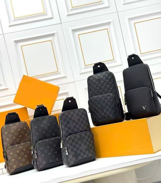 2026Men's Classic Monogram Print Sling Bag Luxury Chest Bag NEWWith Leather Trim Casual Crossbody Bag For Daily Commute Hot Sale