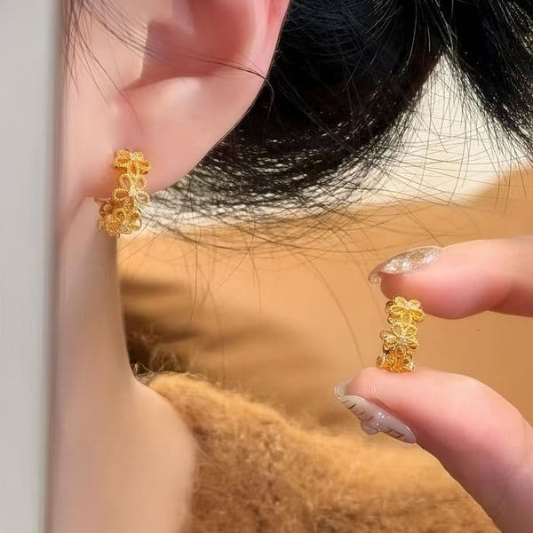 18K Ladies' Festival Earrings Real Gold Plated Zircon Hollow Flower For Women Exquisite And High-End Earrings With A Light Luxury Vintage Charm