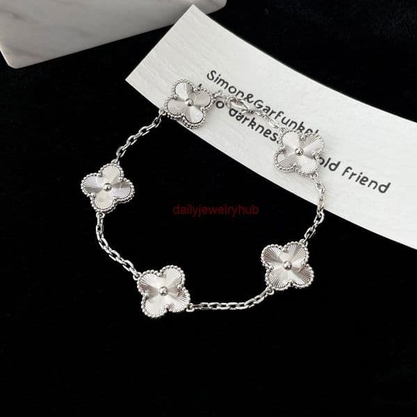 designer bracelet vanly cleefty bracelet Four-leaf clover five-flower bracelet for women V rose chain natural mother-of-pearl bracelet plant and flower layered wear