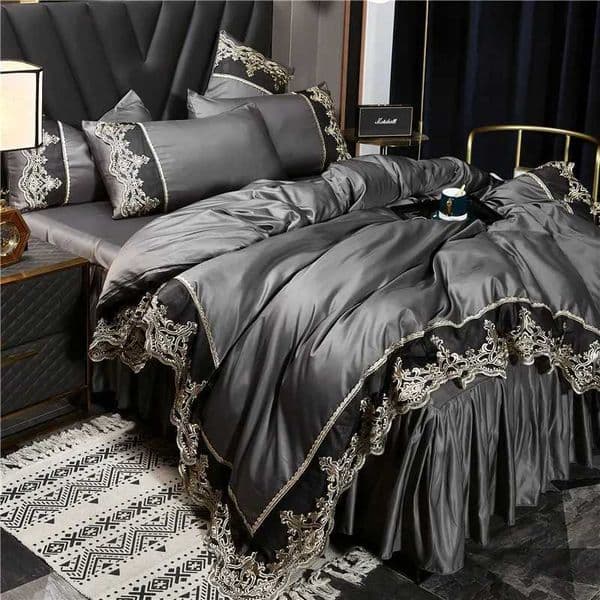 Summer European Ice Rayon Bed Skirt Bedding Set Skin-Friendly Silky Quilt Kit for Sleepers Ice Silk Cozy Cooling Bedspread Sets H260319