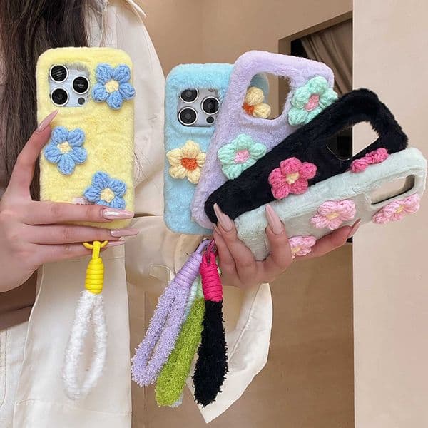 Color-Block Flower Plush Phone Case For Iphone 17 16 15 14 13 Pro Max Plus Yarn Lanyard 17Promax Phone Case Hot Press Craft 16Prokmax Cover Personalized 15Promax Shell