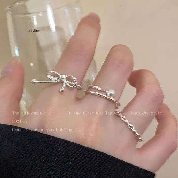 Silver Bowknot Pearl Band for Women, Minimalist Style, Open Index Finger Ring, Niche Design, Unique Personality Ring