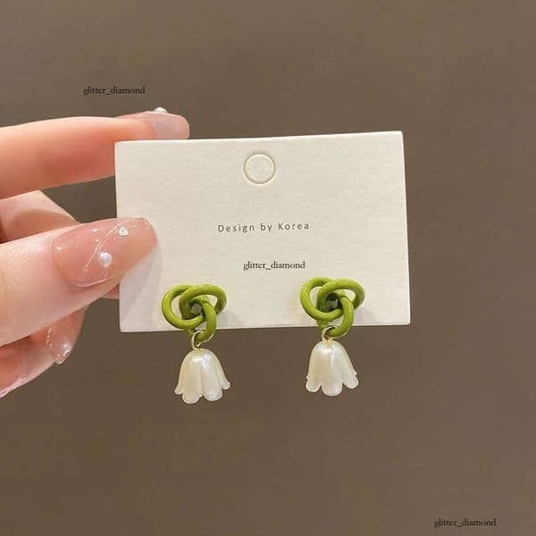 s925 Delicate Elegant Lily of the Valley Earrings for Women, Trendy on Instagram, Simple and Versatile, Forest Style Stud Earrings, Summer Ear Accessories
