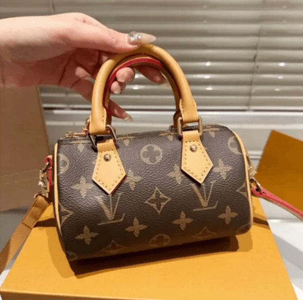 Genuine leather Shoulder Quick Purse Boston Tote Designer Mini Pillow Handbag High Quality Womens Crossbody Messenger Bag Classic Floral make bag