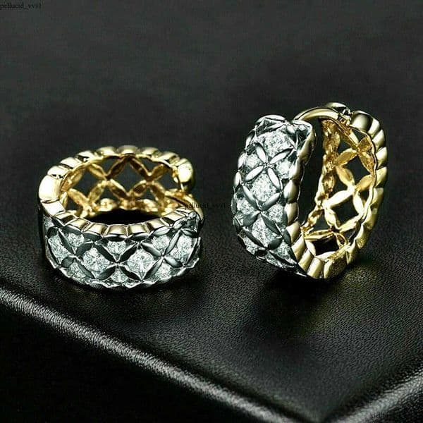 's best-selling electroplated two-tone for women geometric light luxury diamond-shaped jewelry French elegant hot-selling earrings