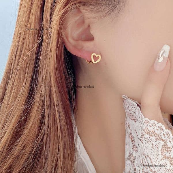 S925 sterling silver hollow heart-shaped earrings with brushed finish small sweet style light luxury style