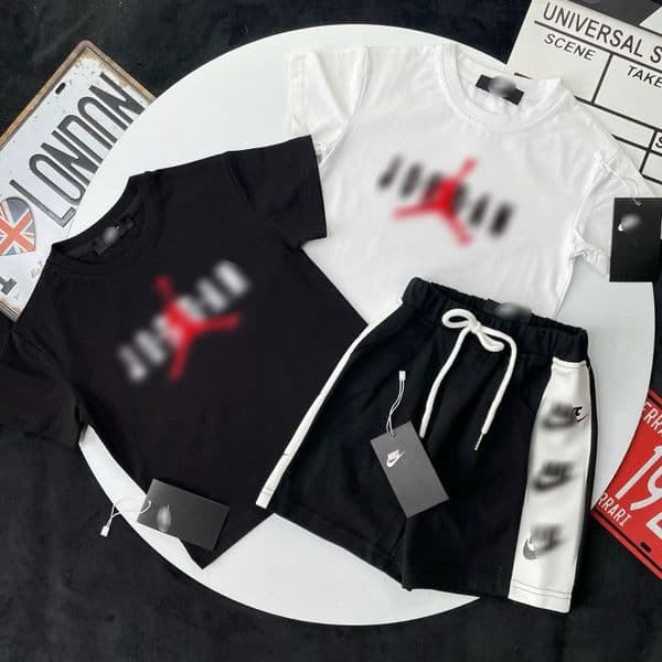 Latest Kid Clothing Sets letter Pattern Boys Girls Tracksuit Summer Short Sleeve Top Tees And Shorts Sets Luxury Designer T-shirts tops Beef shorts Kids Sportsuits A1